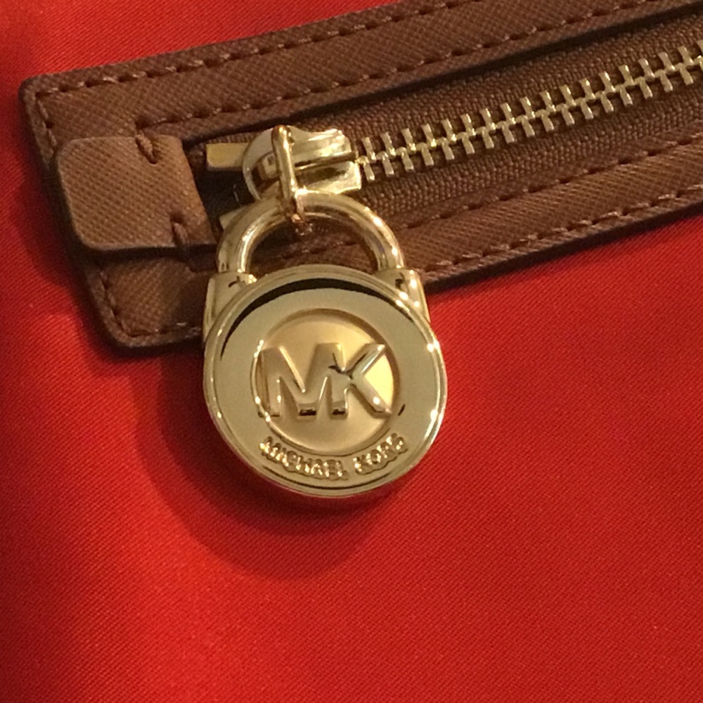 Michael Kors Kempton Red Nylon Brown Leather Shoulder Tote Bag Purse Like New - Picture 2 of 9